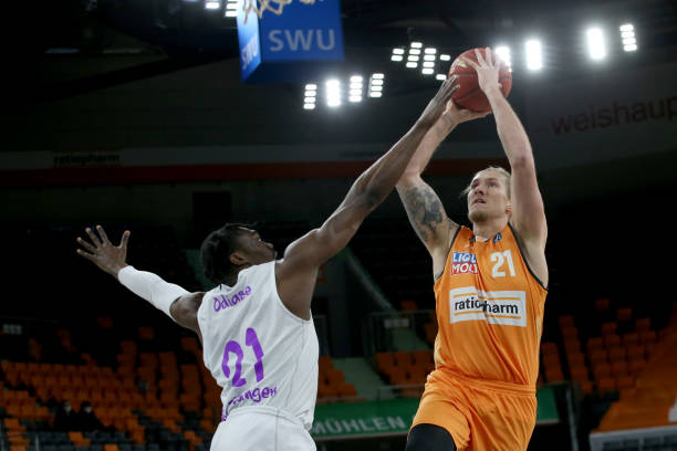 的战术调整 的战术调整