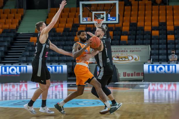 护筐和篮板 护筐和篮板